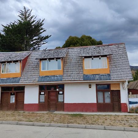 Hosteria Huemules Puerto Guadal Exteriér fotografie
